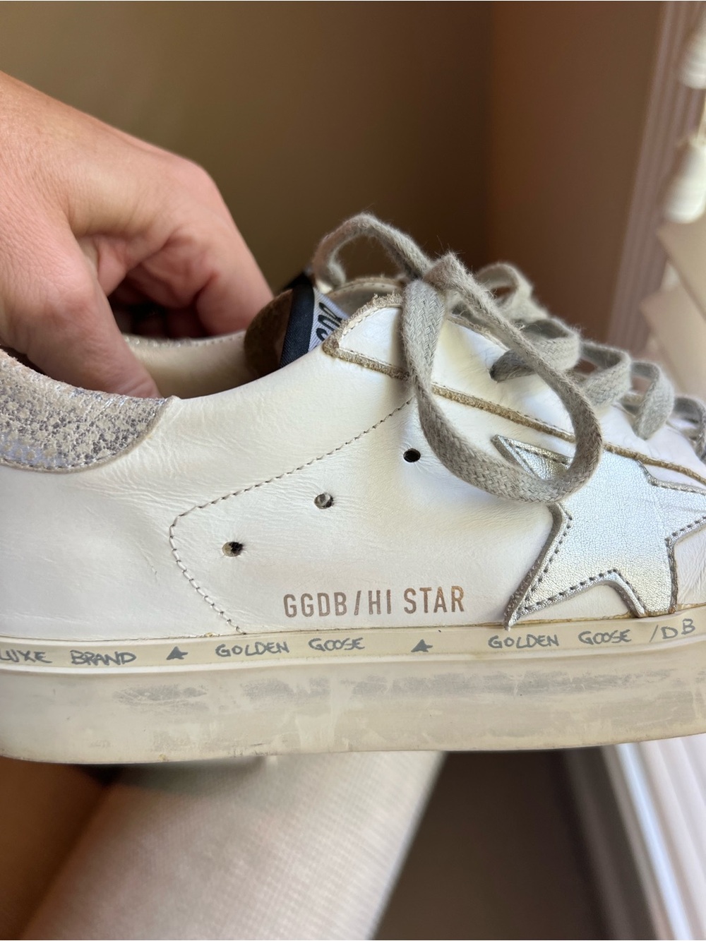 Golden Goose White Leather Superstar Sneakers with Gray Star - Picture 8 of 8